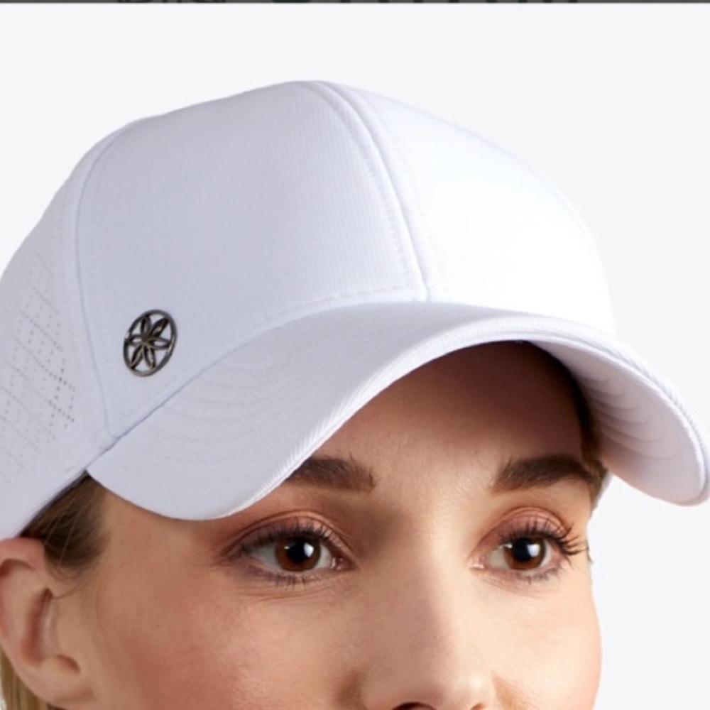 Gaiam Women’s Breathable Geo Baseball Cap